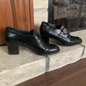 Nickels Black 2.5” Heel Ankle Boot Size 6.5